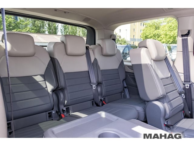 Volkswagen Multivan Life T7