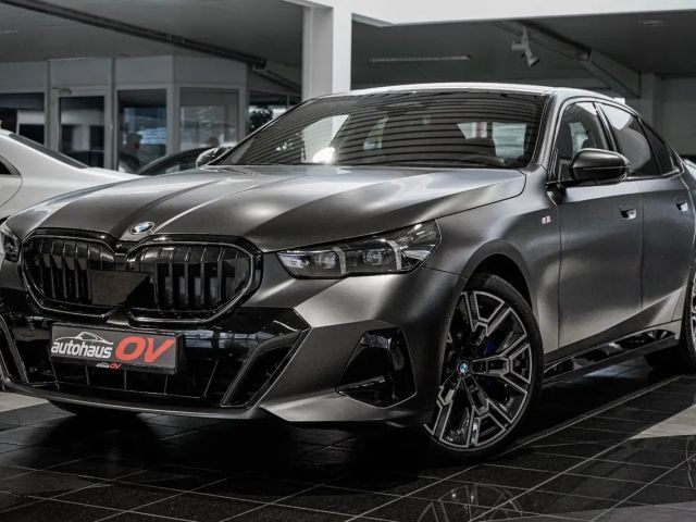 BMW 520 520d M-Sport Sedan xDrive