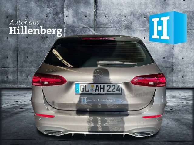 Mercedes-Benz B 180 Sedan