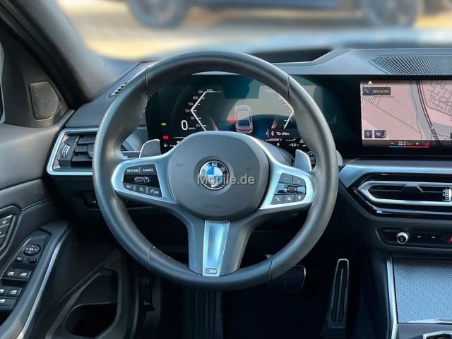 BMW 330 330d M-Sport Sedan xDrive