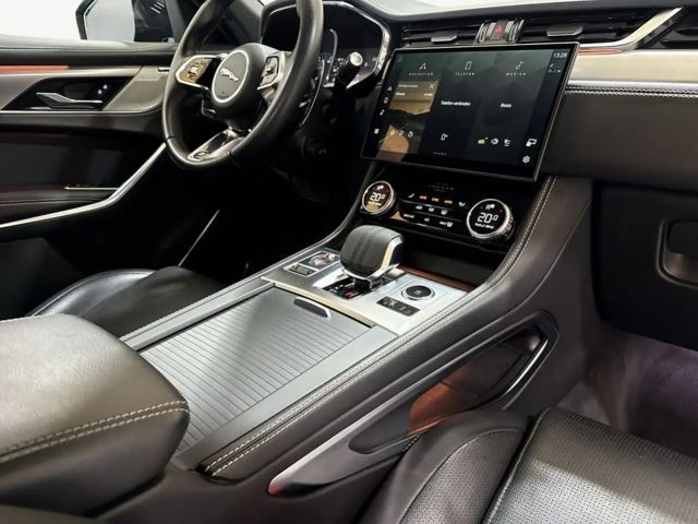 Jaguar F-Pace AWD D300 R-Dynamic