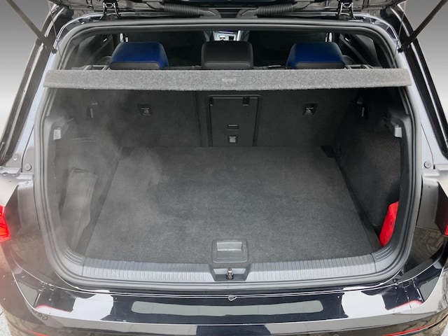 Volkswagen Golf 2.0 TSI DSG Golf VIII