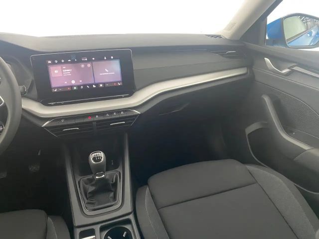 Skoda Octavia Essence TSI