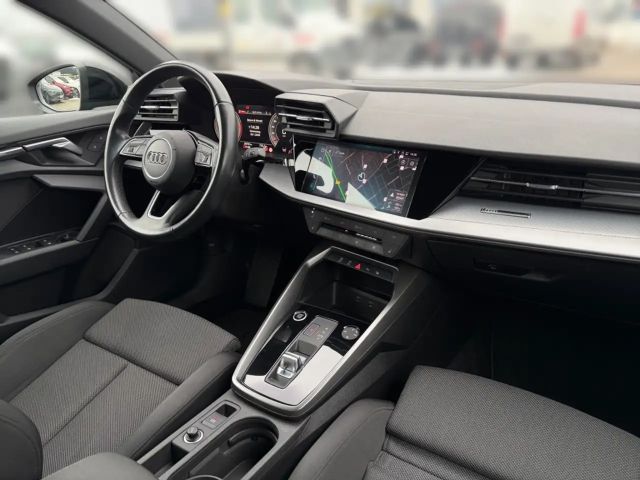 Audi A3 30 TDI Sedan