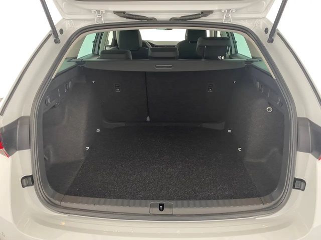 Skoda Octavia Essence TSI