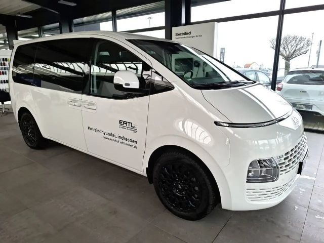 Hyundai Staria Trend