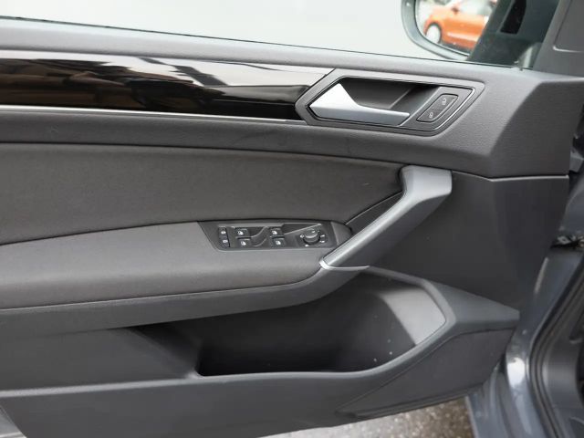 Volkswagen Touran 1.5 TSI Comfortline
