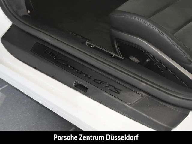 Porsche 911 992 Cabriolet Carrera GTS