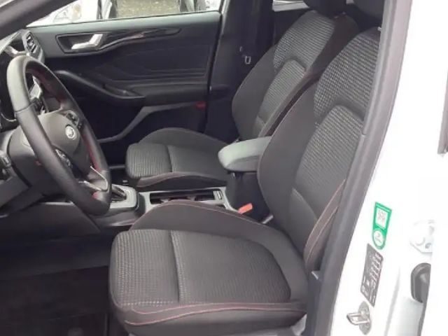 Ford Focus ST Line Wagon