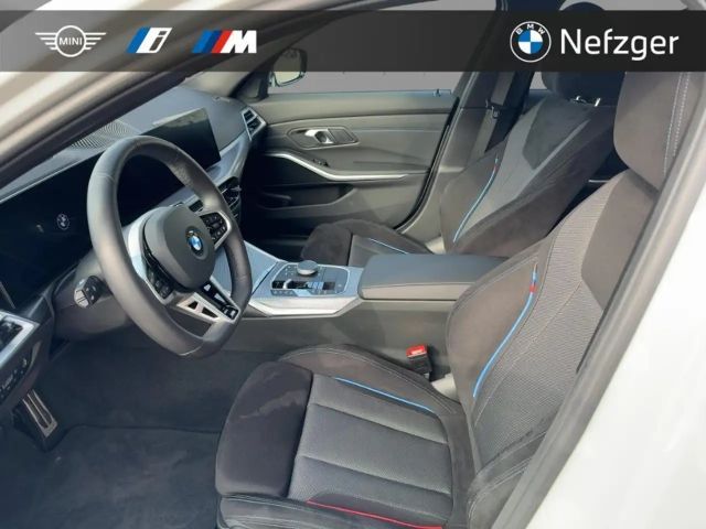 BMW 318 318i M-Sport Sedan