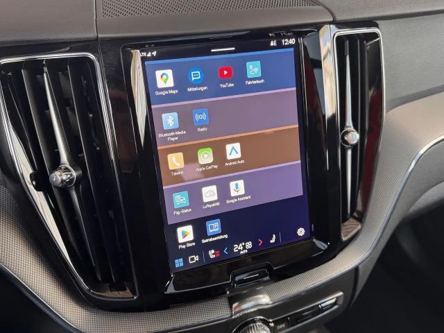 Volvo XC60 AWD Dark Plus