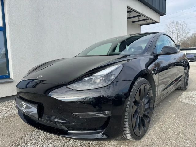 Tesla Model 3 AWD Performance