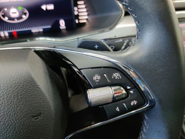 Skoda Superb 1.4 TSI Ambition Combi iV