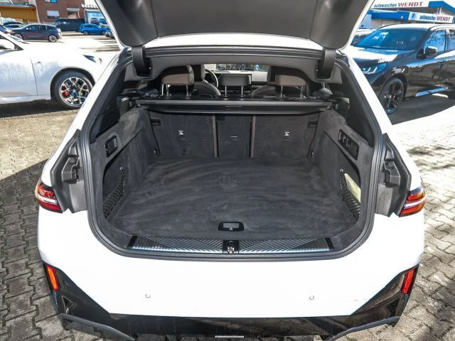 BMW 520 520d M-Sport Touring xDrive