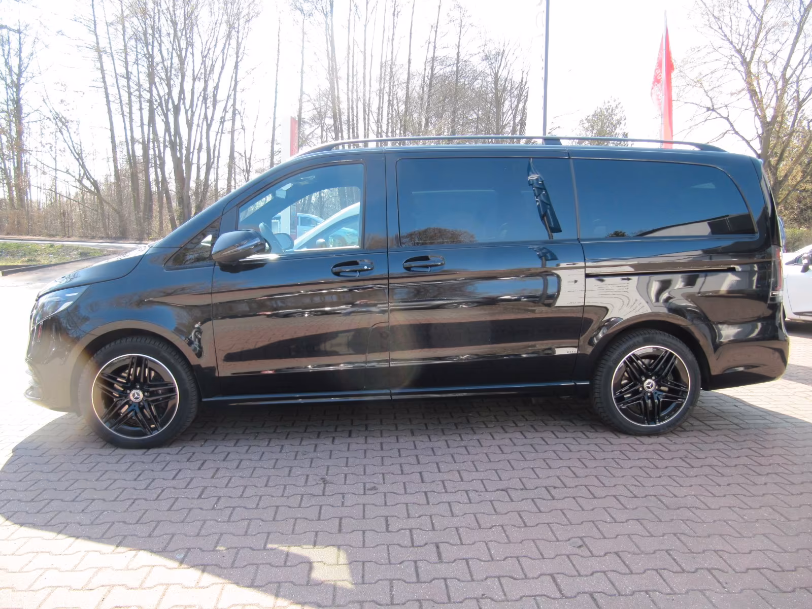 Mercedes-Benz V 300 4MATIC AMG Line