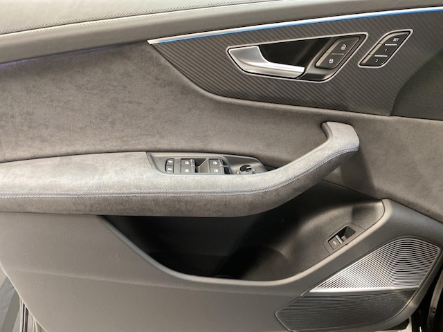 Audi RS Q8 Performance Quattro