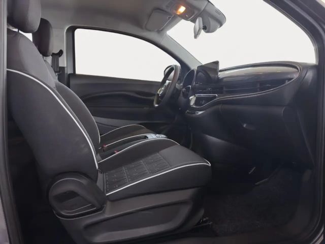 Fiat 500 Basis Base 42kWh Carplay Ganzjahresreifen Navi App