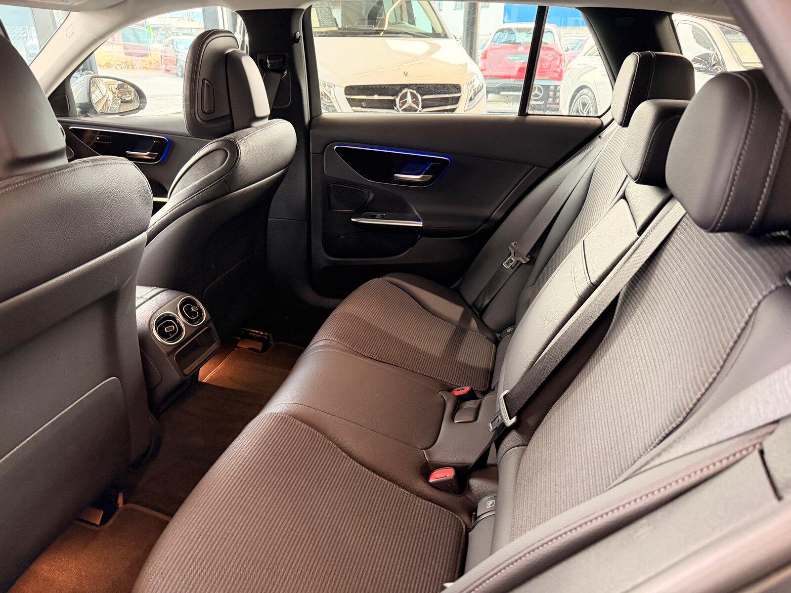 Mercedes-Benz C 180 AVANTGARDE Estate