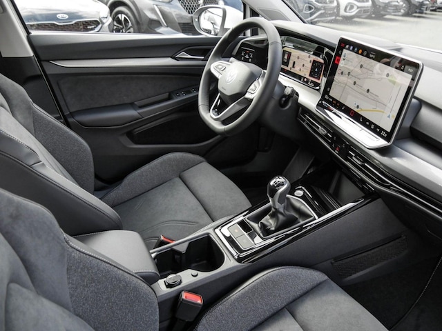 Volkswagen Golf Style