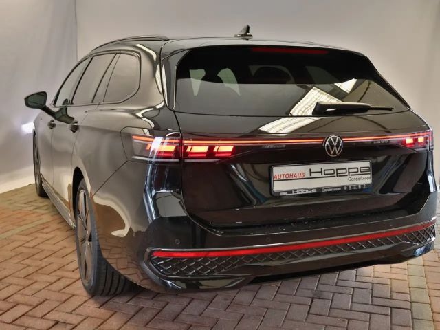 Volkswagen Passat DSG R-Line