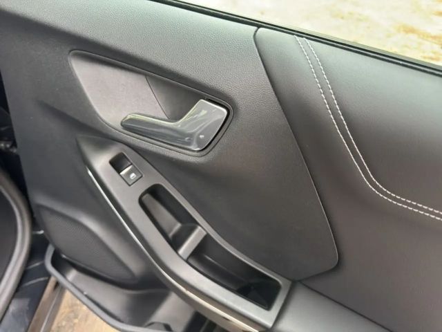 Ford Puma EcoBoost Titanium