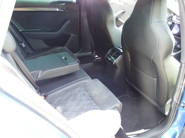 Skoda Superb 2.0 TSI Combi Sportline