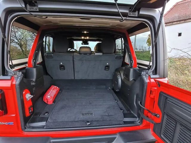 Jeep Wrangler 4xe Sahara