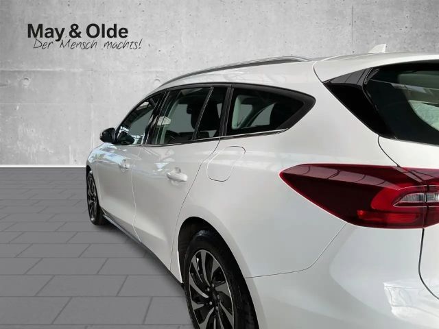 Ford Focus Titanium Wagon