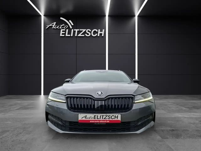 Skoda Superb 4x4 Combi Sportline