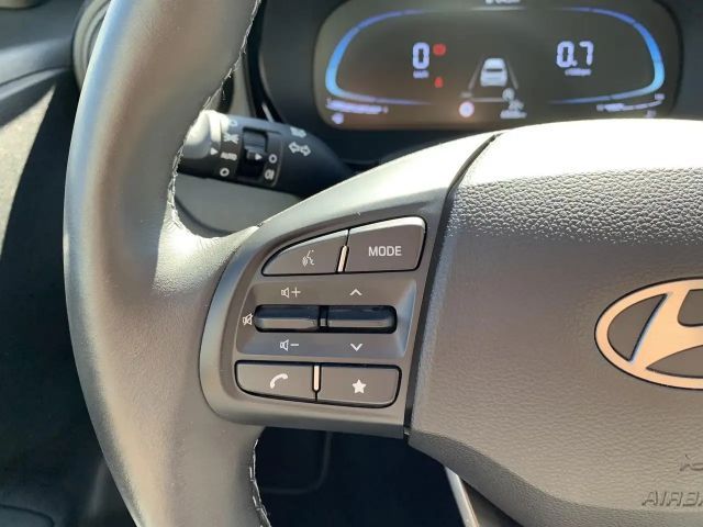 Hyundai i10 1.0T-GDI Virtual+Winterpaket+Kamera+CarPlay