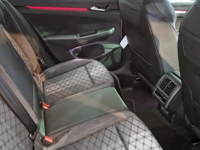 Volkswagen Golf DSG R-Line Variant