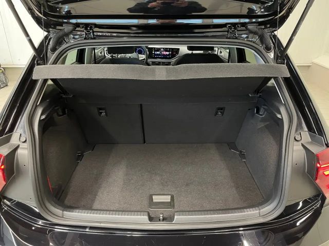 Volkswagen Polo 1.0 TSI DSG Style