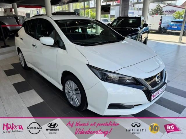 Nissan Leaf 40KWh 150PS Elektro Automatik MY21 Klima Navi