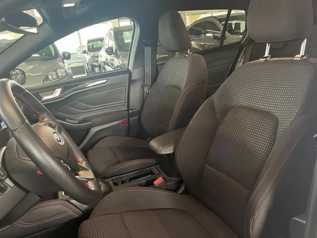 Ford Focus ST Line Wagon