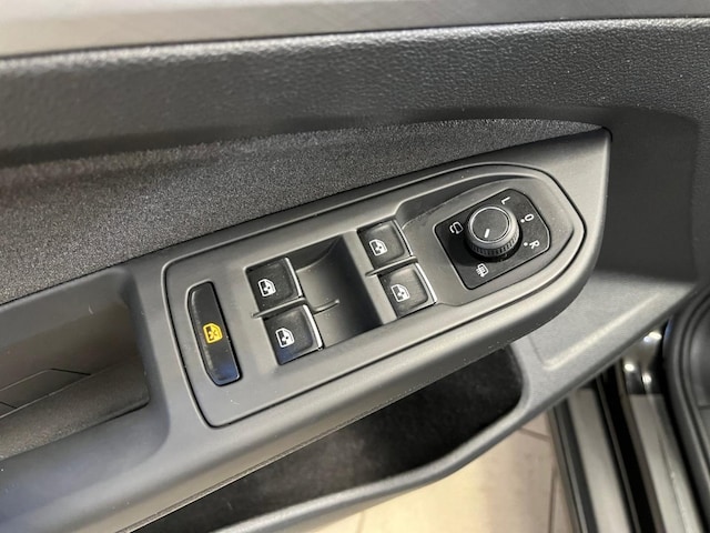 Volkswagen Golf 1.5 eTSI DSG Golf VIII