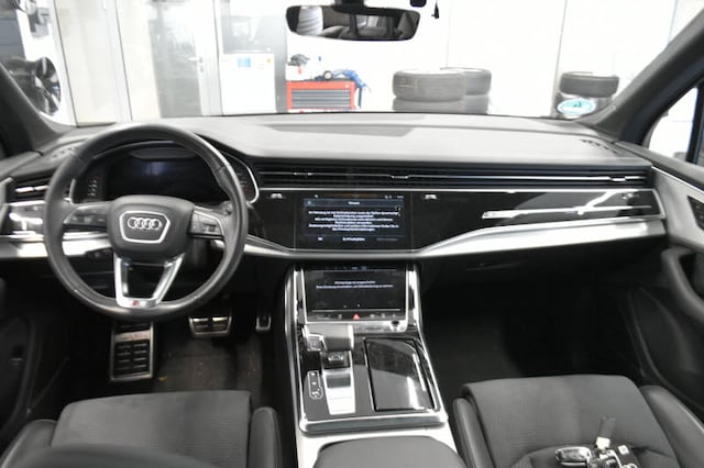 Audi Q7 50 TDI Quattro S-Line