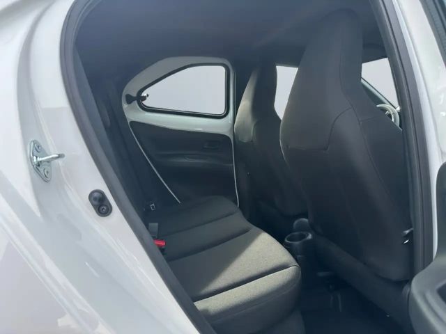 Toyota Aygo X Hatchback Play X-play