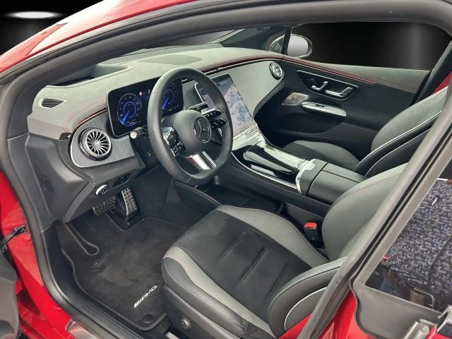 Mercedes-Benz EQE 350 AMG Line Sedan