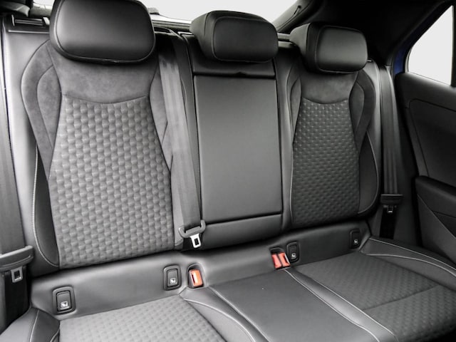 Volkswagen T-Roc 1.5 eTSI DSG IQ.Drive R-Line