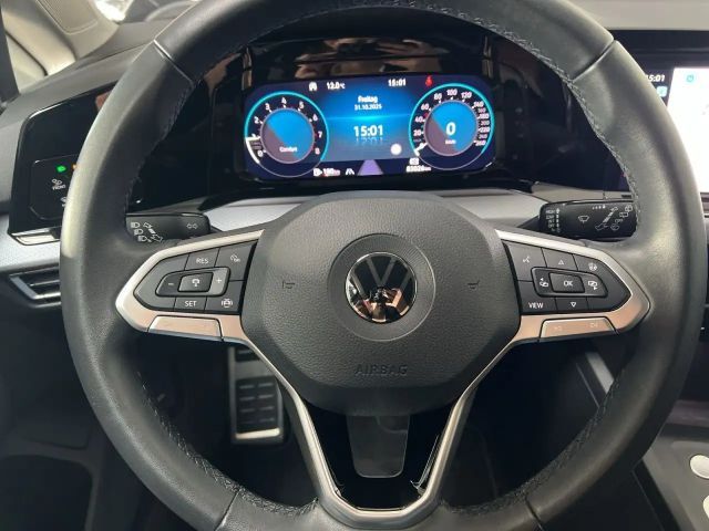 Volkswagen Golf 1.5 TSI