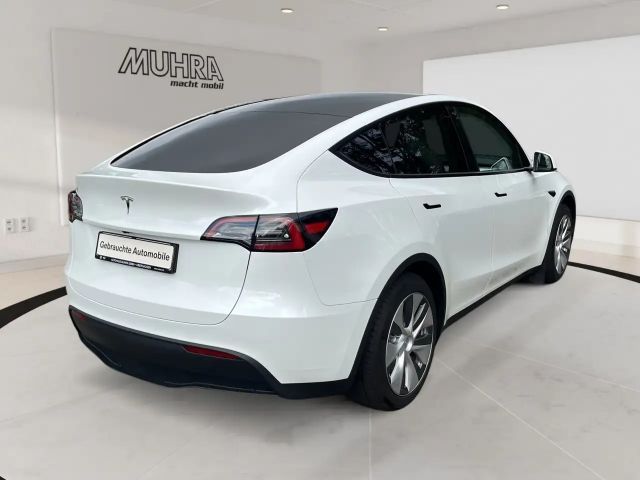 Tesla Model Y RWD