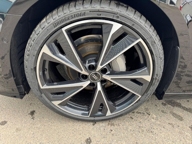 Audi A6 40 TDI Avant Quattro S-Line S-Tronic