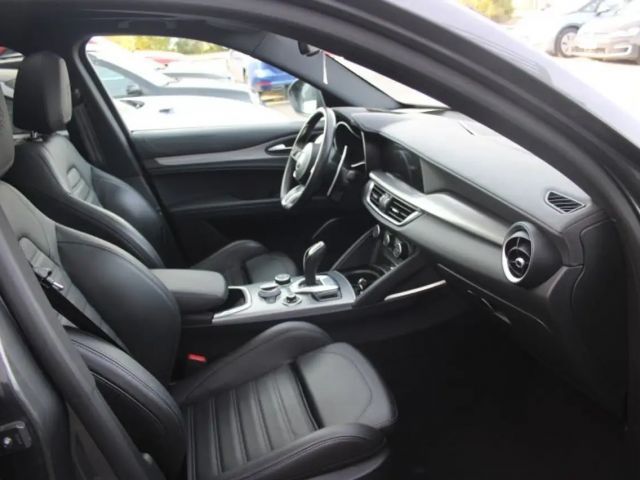 Alfa Romeo Stelvio JTDm Q4 Veloce