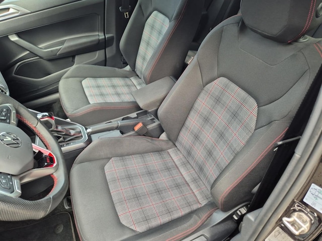 Volkswagen Polo 2.0 TSI DSG GTI