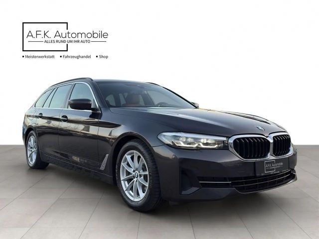 BMW 520 520d M-Sport