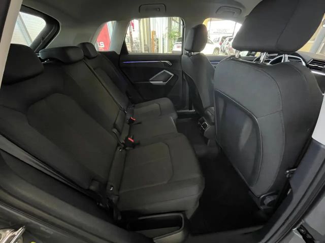 Audi Q3 2.0 TDI Business