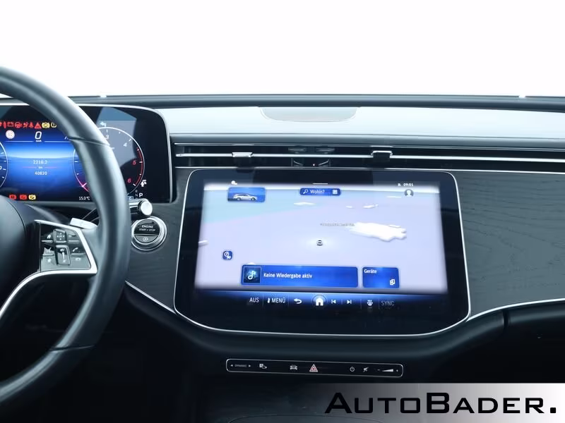 Mercedes-Benz E 220 AVANTGARDE E 220 d Estate