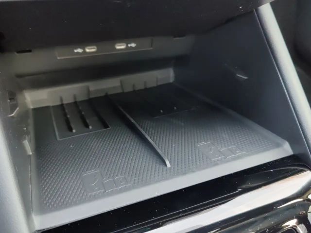 Volkswagen Tiguan 4Motion R-Line