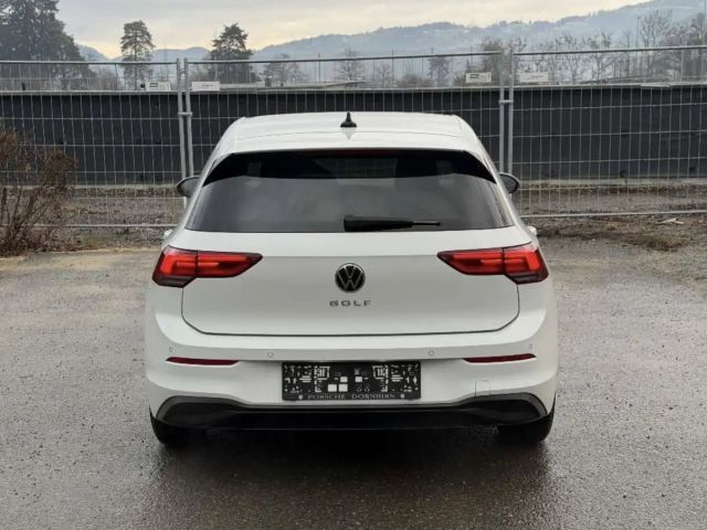 Volkswagen Golf 8 TSI