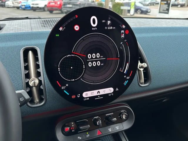 MINI Cooper Countryman FAVOURED TRIM PANO HUD PA LENK-HZ